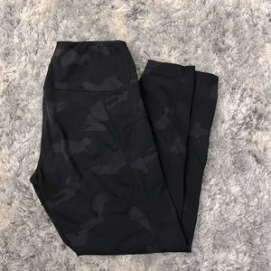90 Degree Black Camo Ankle Length Leggings